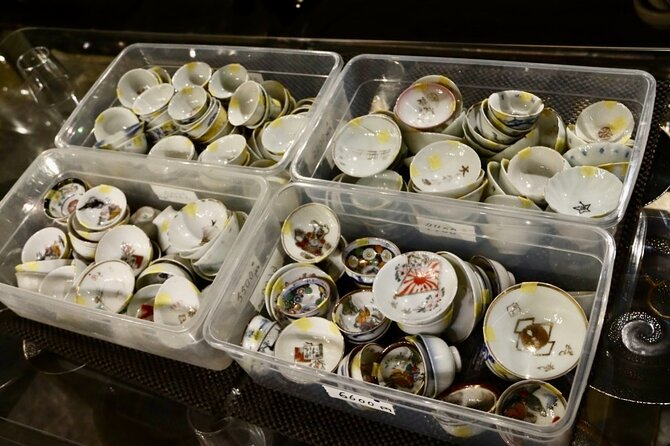 Kintsugi Experience in Tokyo - Hands-On Pottery Repair With Gold Lacquer