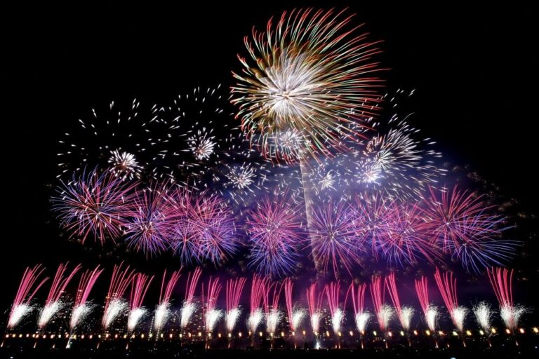 Komae Tamagawa Fireworks Festival