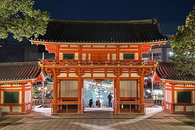 Kyoto Local Bar Crawl in Gion & Kawaramachi Area - Discovering the History Behind Gions Bars