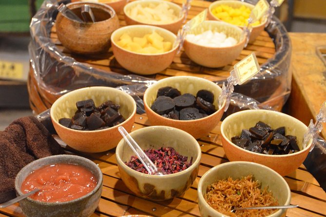 Kyoto Nishiki Market Tour With 7 Course Lunch - Indulging in a Traditional Seven-course Feast