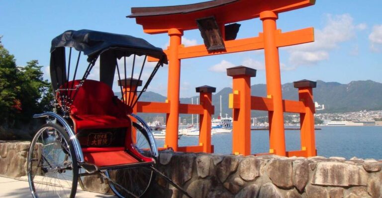 Miyajima: Private Rickshaw Tour to Itsukushima Shrine