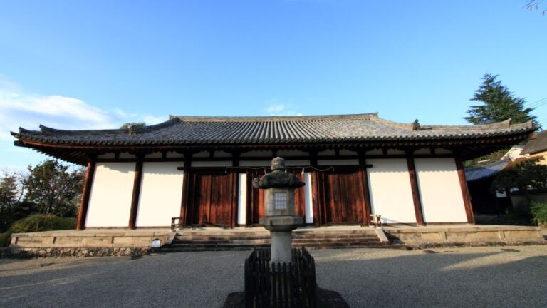 Nara:Special Visit to National Treasure Buddhist Statue