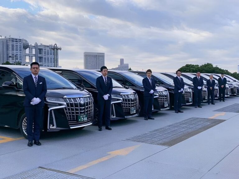 Narita Airport: Private One-Way Transfer To/From Yokohama