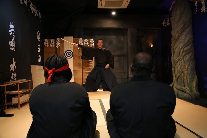 Ninja Samurai 2-Hour Hands-On Lesson in English in Tokyo - Unleashing Your Inner Warrior: Hands-on Combat Training