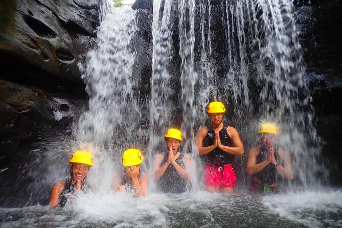 okinawa-iriomote-sup-canoe-tour-at-mangrove-forest11