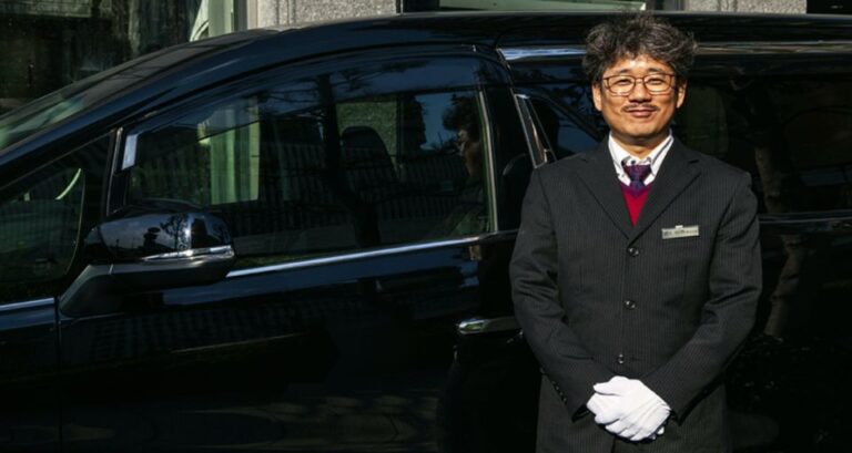 Osaka City: Private One-Way Transfers To/From Arima Onsen