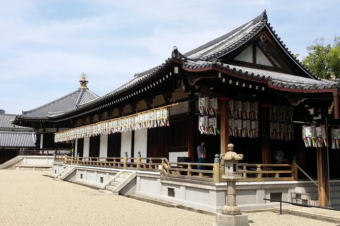 Osaka's Best and Brightest by Private Vehicle - Ascending to the Sky at Harukas Observation Deck