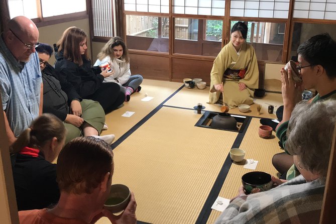 Private and Customizable Sightseeing Tour by Land Rover, Kyoto