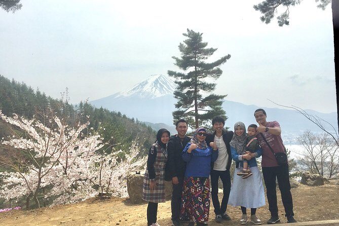 private-three-hour-highlights-tour-fujikawaguchiko11