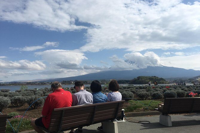 private-three-hour-highlights-tour-fujikawaguchiko12