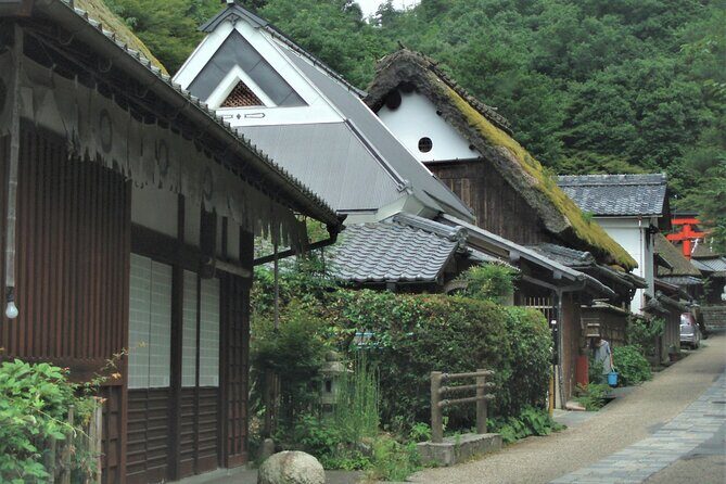 private-walking-tour-in-bamboo-forest-hidden-spots-in-arashiyama11