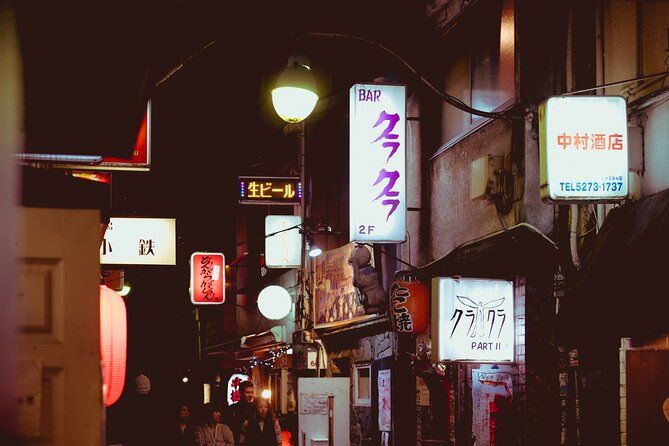 Shinjuku Nightlife Private Walking Tour And Bar Crawl