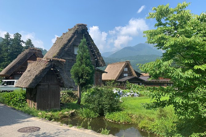 Small-Group 2-4 Hour Walking Tour: UNESCO-Listed Shirakawa-go  – Gifu Prefecture