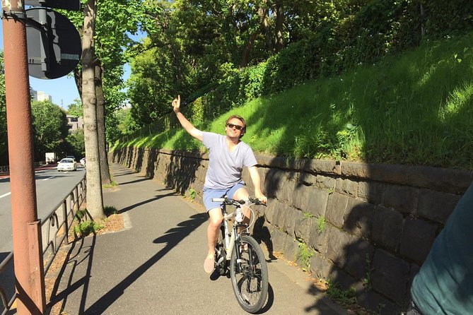 Small Group Cycling Tour in Tokyo - Discover Tokyos Hidden Gems on Two Wheels