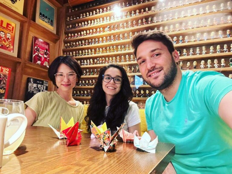 Tokyo: Origami Workshop With a Local Including One Drink