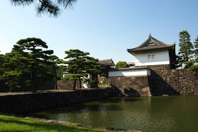 Tokyo Private Tour Using Subway: Discover Traditional and Modern Japan!