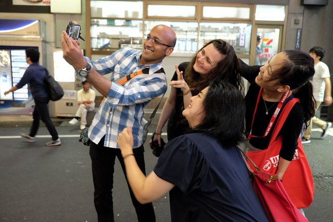 Tokyo Shinjuku Drinks and Neon Nights 3-Hour Small-Group Tour - Discover the Secrets of Kabukicho, Tokyos Red Light District
