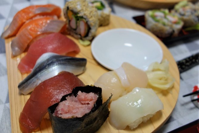 Tokyo: Small-Group Sushi-Making Class