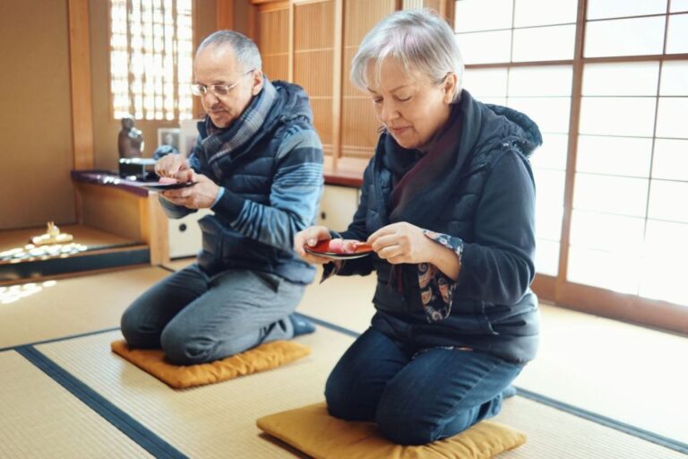 Tokyo: Tea Ceremony Class at a Traditional Tea Room