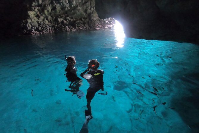 two-hour-group-snorkeling-trip-to-the-blue-cave3