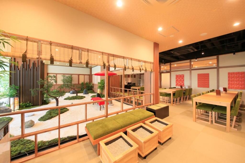 Ueno Station Hostel Oriental