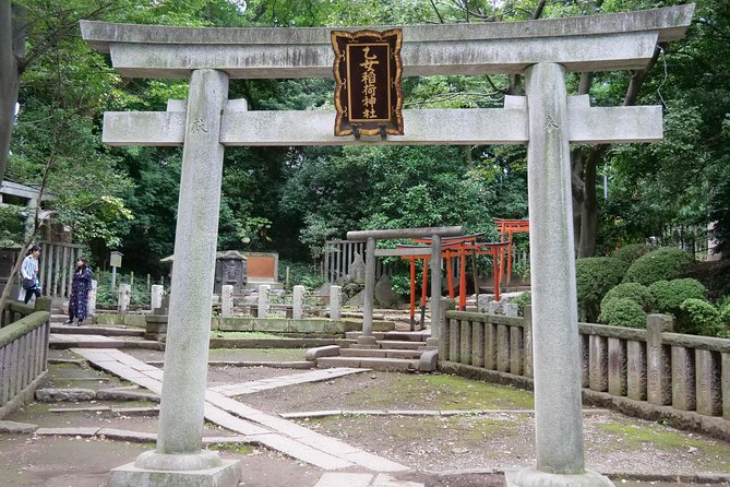 history Of Yanaka Walking Tour In Tokyo's Old Town - Enjoy Tokyos Old Town: Yanaka
