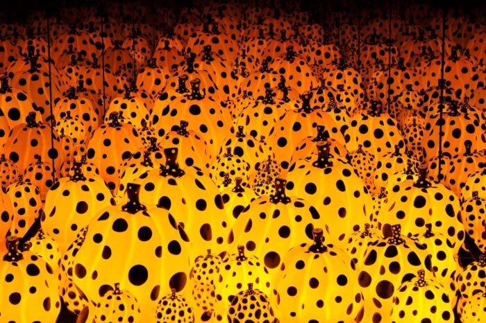 YAYOI KUSAMA