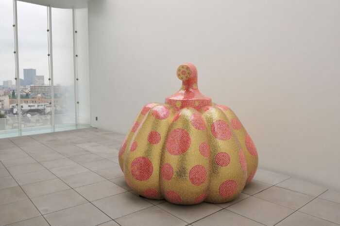 YAYOI KUSAMA
